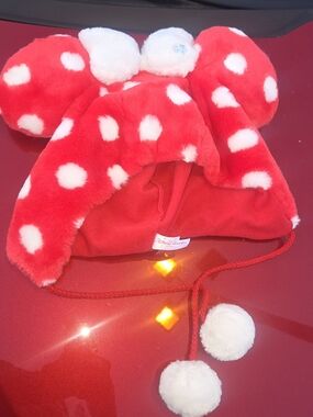 Tokyo Disney Minnie Mouse Red Polka Dot Ear Fluffy  Hat